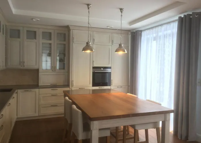 Na Zdrowiu * وودج